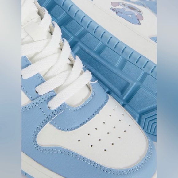 Disney’s Lilo & Stitch High-Top Trainers | Size 9 | NWT - Picture 3 of 14